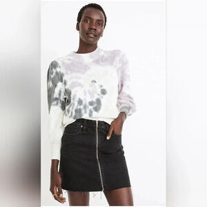 Madewell Rigid Denim A-Line Mini Skirt in Lunar Wash Size 33 Front Zip Raw‎ Hem